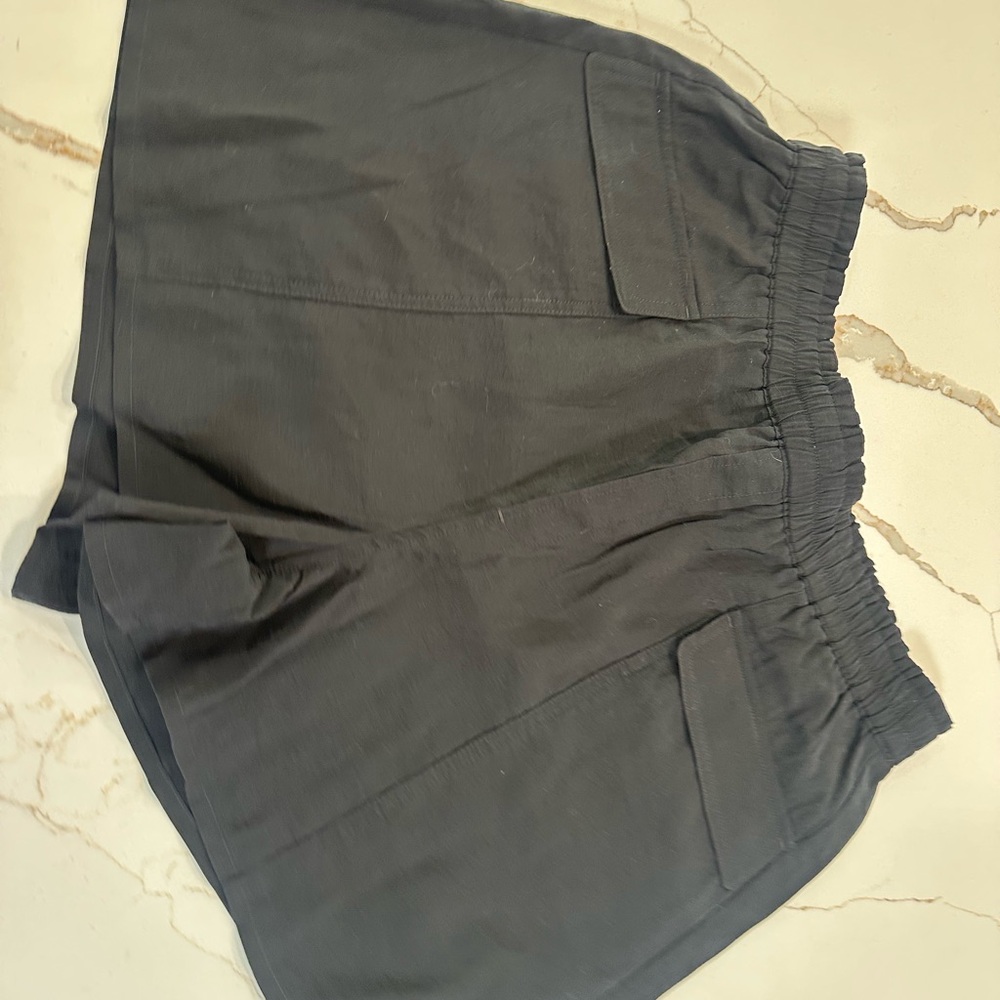 Madewell Black Elastic-Waist Pull-On Shorts